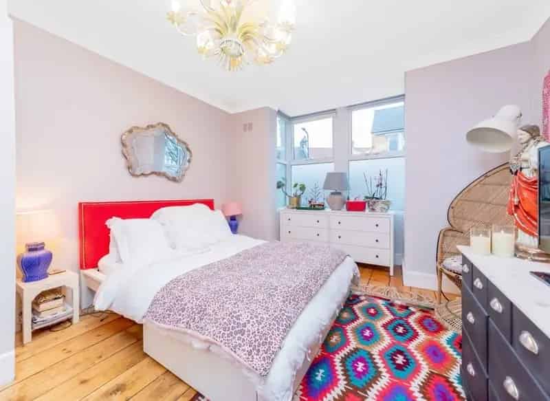 Two Double Bedroom Flat Edwardian Conversion South-West Garden Chain Free