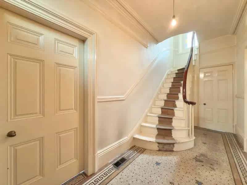 3 Bedroom House For Sale Barnsley