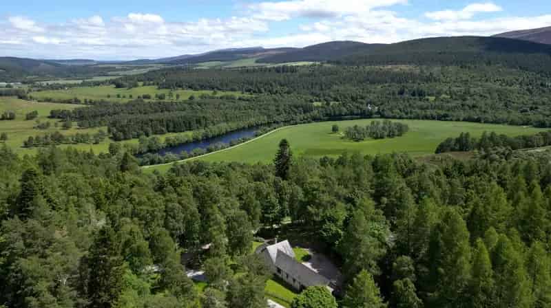 The Old Boathouse: Charming Holiday Let in Cairngorms National Park