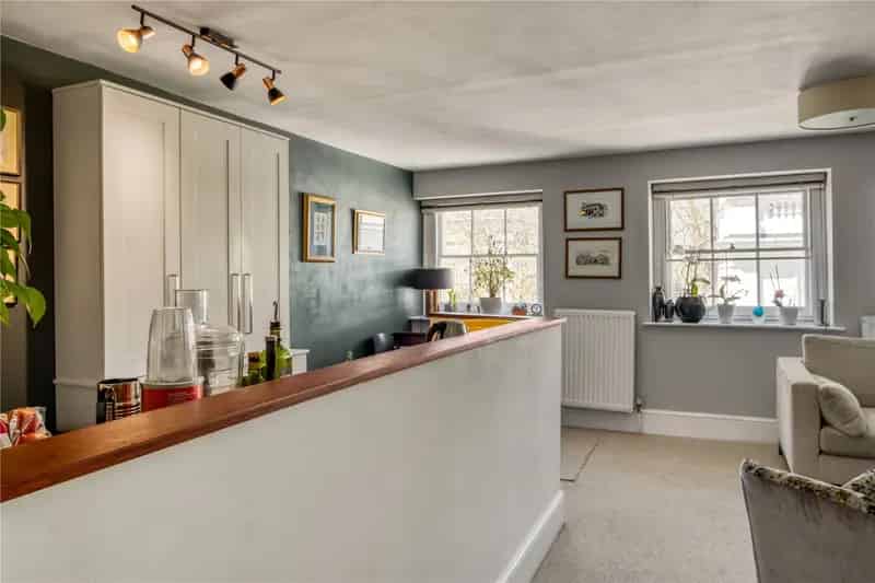 1 Bedroom Apartment for Sale Great Russell Street London