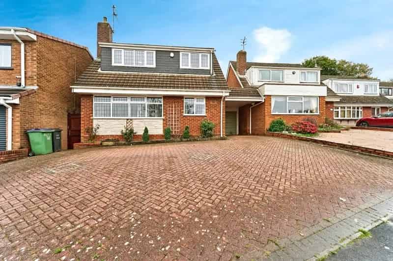 Family Home Oakham Road Four Reception Rooms Off Road Parking