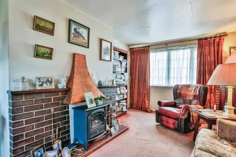 3 Bedroom Detached House for Sale in Bournemouth