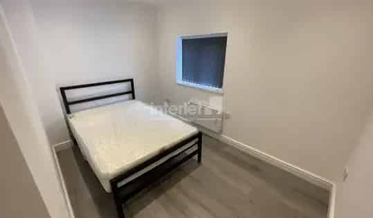 2 Bedroom Flat Cardiff City Centre Student Accommodation