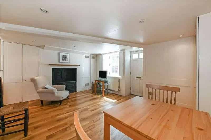4 Bed House for Sale Near Shops and Schools