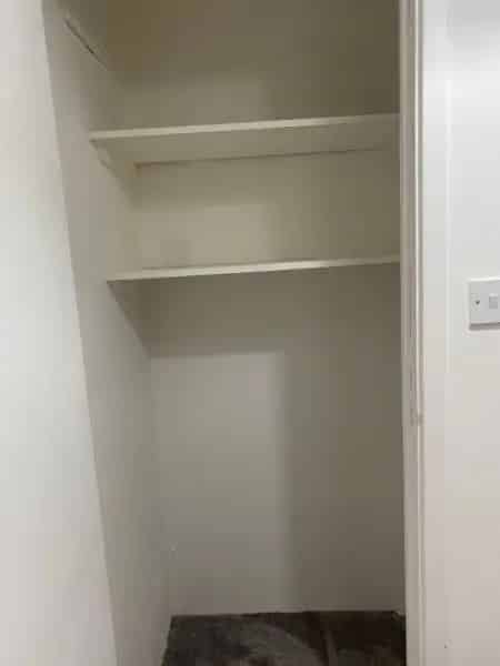 2 Bed Maisonette with Garden and Parking Near Schools