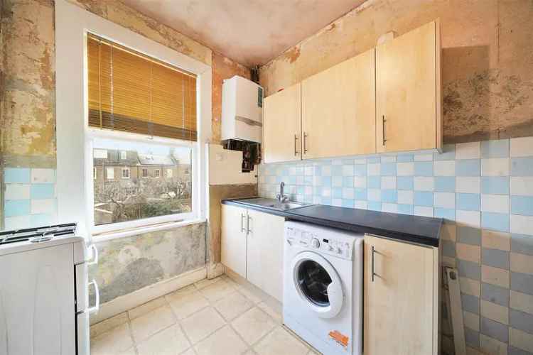 2 Bedroom Apartment House to Rent in SE6