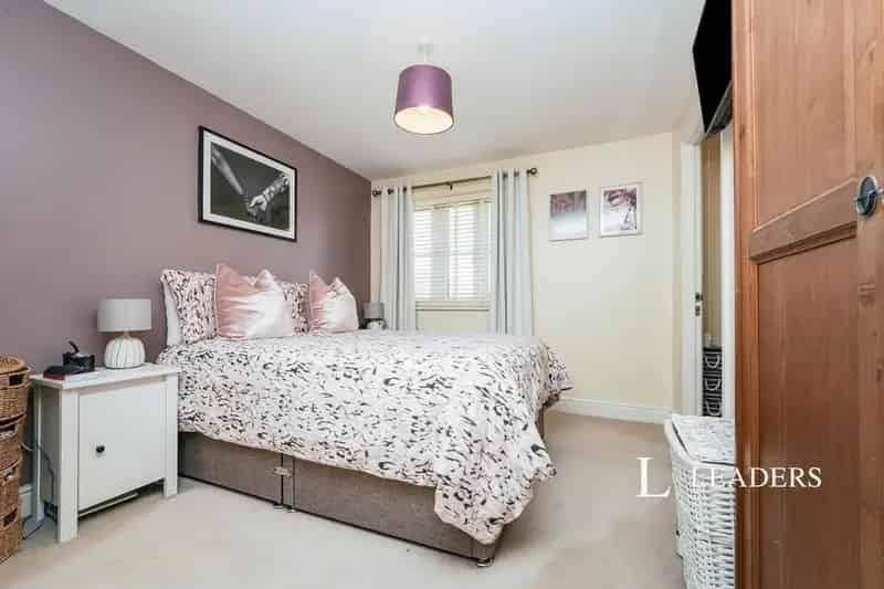 2 Bedroom Coach House To Rent No Deposit Option