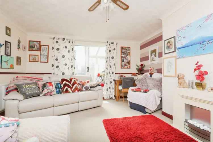Three Bedroom Semi-Detached House NR3