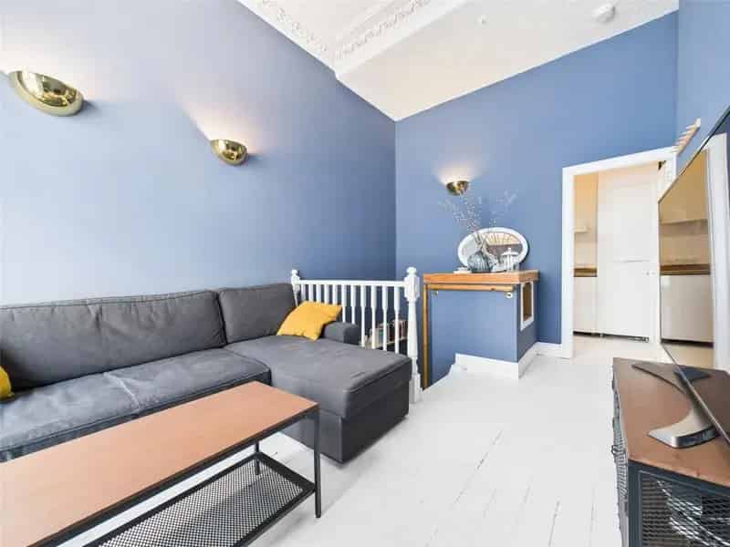 1 Bedroom Apartment for Sale in Edinburgh