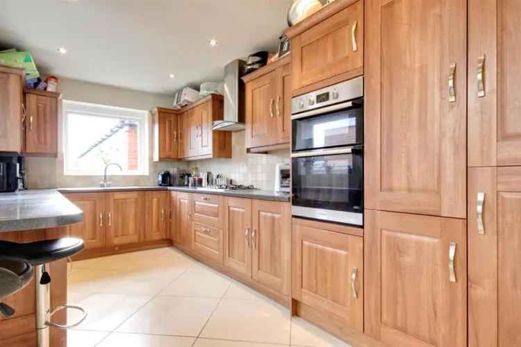 4 Bedroom Semi Detached House For Sale Hull East Riding Yorkshire