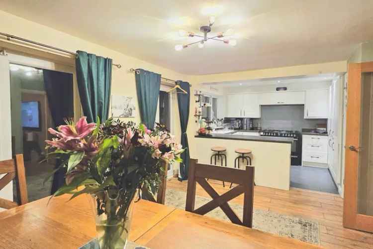 Four Bedroom Detached House in Branston