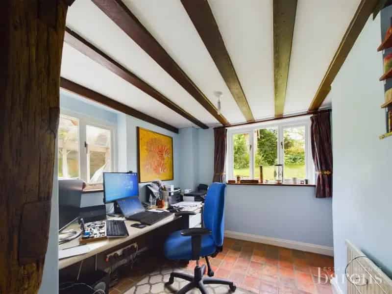 3 Bedroom House for Sale in Conservation Area