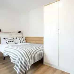 1 Room Flat 35m2 Manchester Silver Ensuite