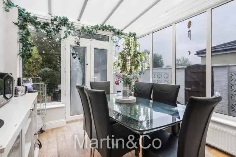 3 Bedroom House For Sale Sutton