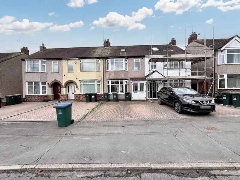 3 Bedroom Terraced House For Sale