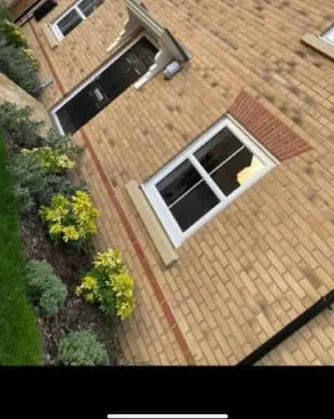 Modern Ground Floor Flat Near Town