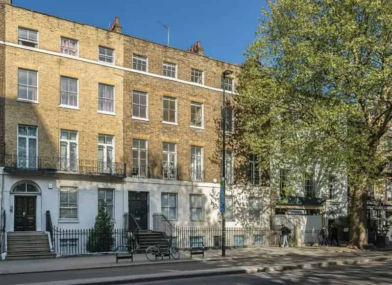 Spacious Georgian Conversion Flat  - Chain Free