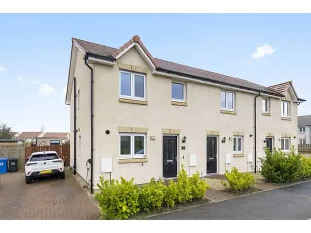 3 Bedroom End Terraced House for Sale