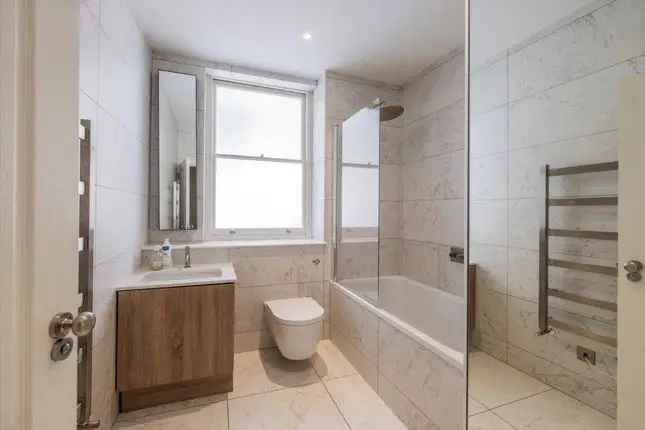 Flat for sale in Elsworthy Road, Primrose Hill, London NW3