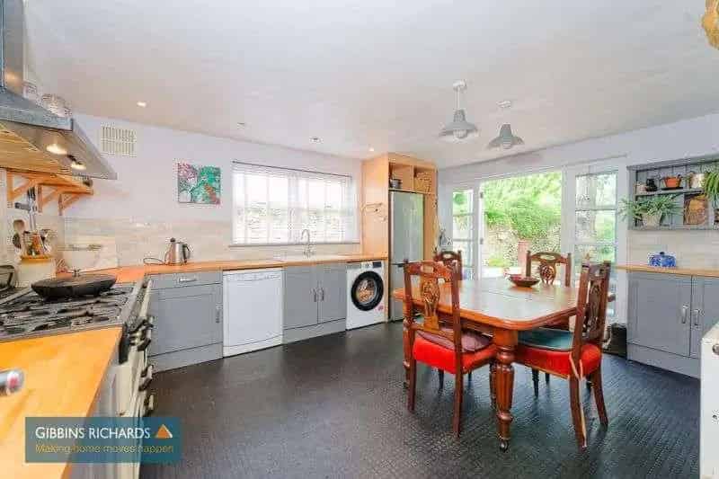 4 Bed Period Property for Sale in Wellington City Centre