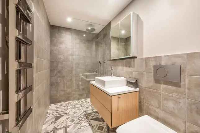 Flat for sale in Mornington Terrace, Camden Town NW1