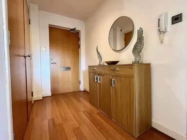 3 Bedroom Flat to Rent in Aberdeen - Private Parking & Ensuite