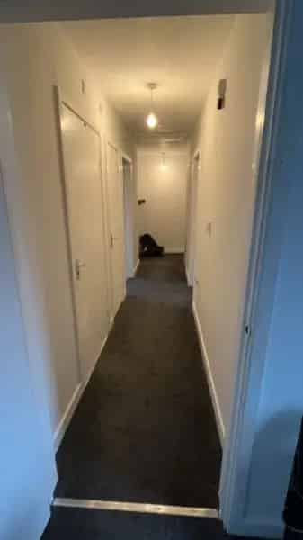 2 Bed Flat Near Town Centre and Lidl