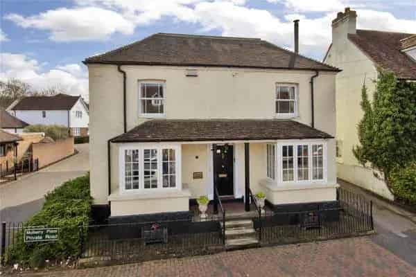 4 Bedroom House in Brasted Kent
