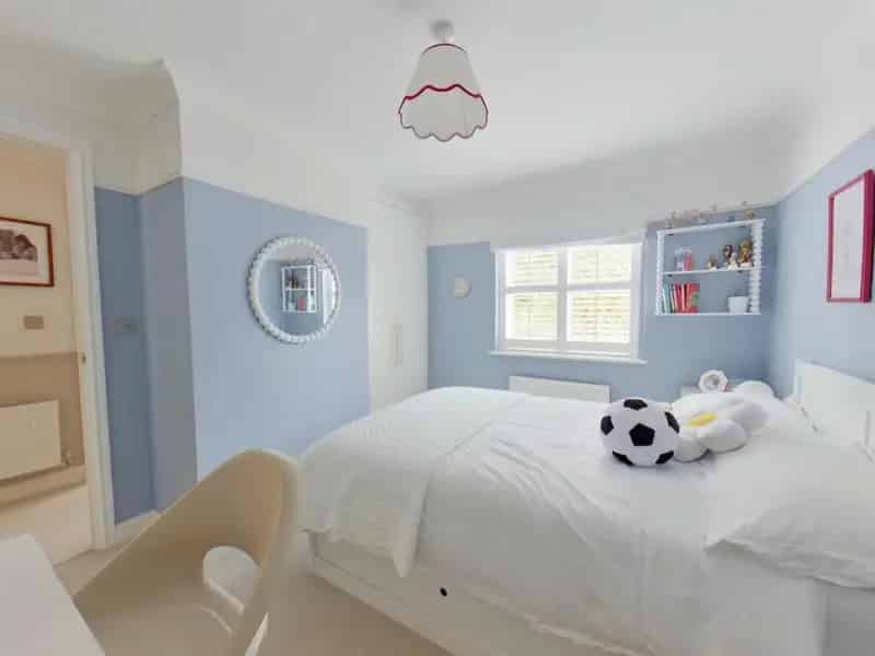 4 Bed Detached House For Sale