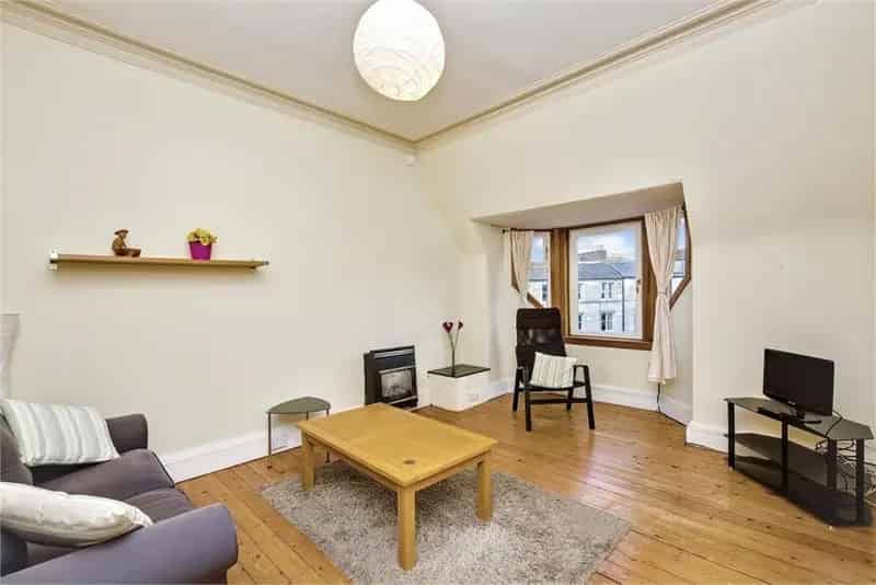 1 Bed Flat Dalry Edinburgh Top Floor 2 Reception Rooms