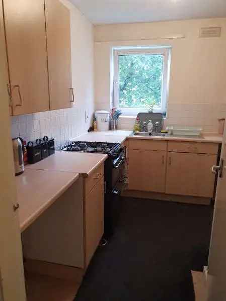  For Rent in Walsall, England