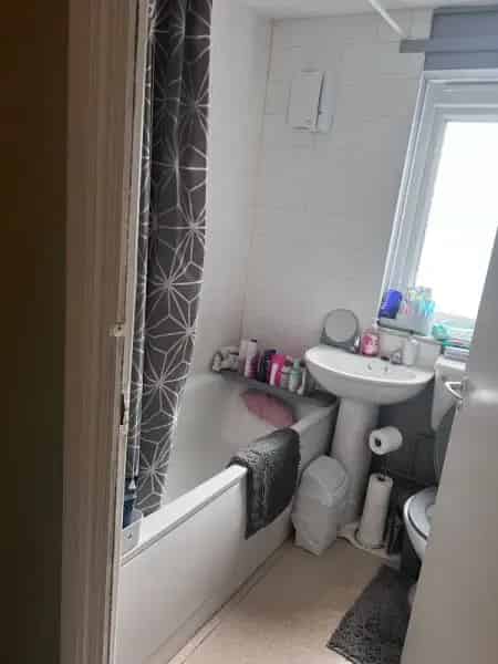 Ground Floor Flat 1 Large Bedroom Private Garden