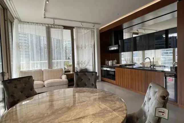 Luxury 1-Bed Flat Royal Wharf Canary Wharf