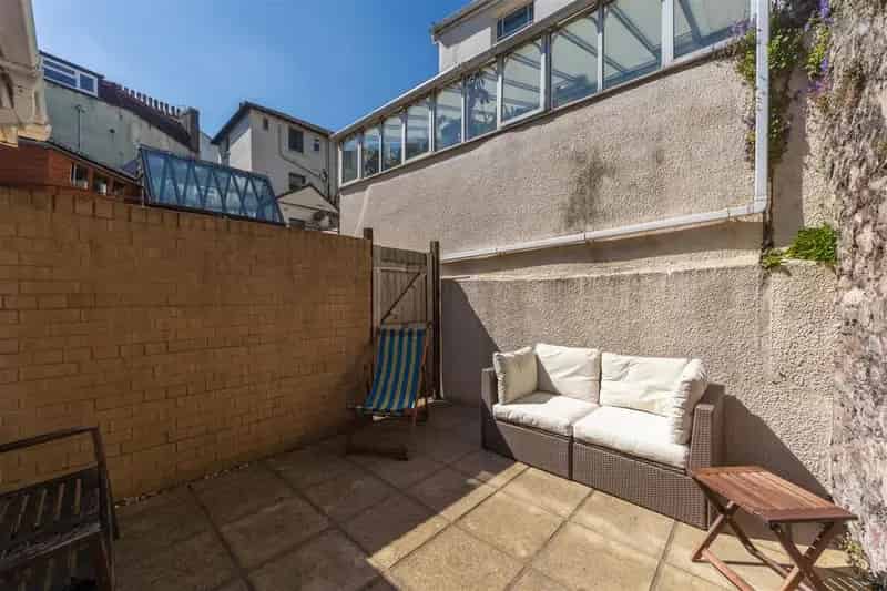 2 Bedroom House for Sale