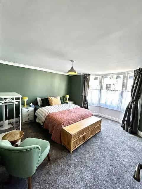 2 Bedroom Apartment to Rent