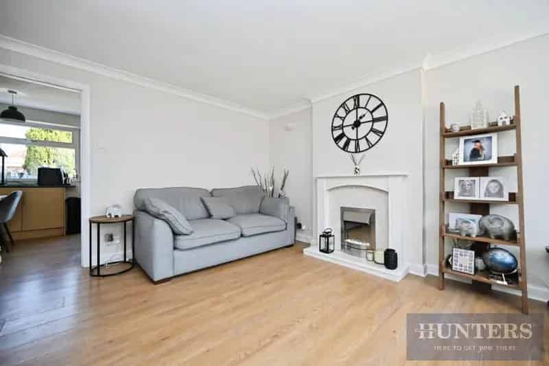 3 Bedroom House For Sale in Yeadon Westfield
