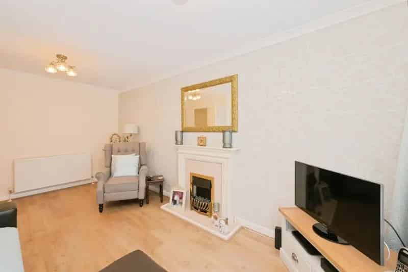 Two Bedroom Bungalow in Brookside Hoddesdon