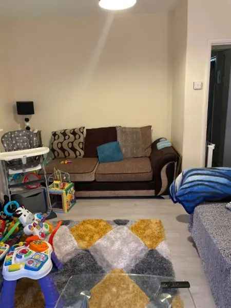 Flat For Rent in London, England