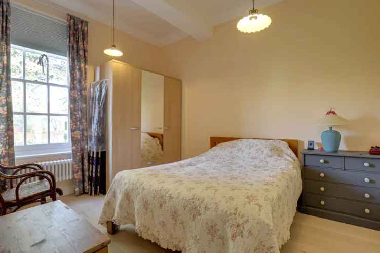 2 Bedroom Apartment House to Rent Near Reading Station