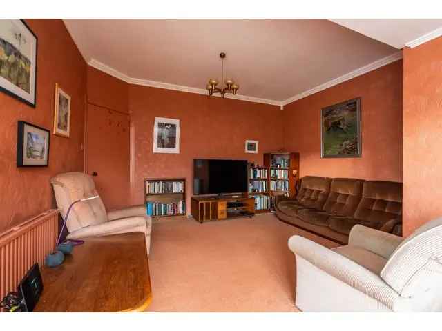 4 Bedroom Bungalow for Sale in Edinburghs Craigleith