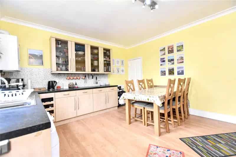 3 Bed Mid Terrace House in Pudsey
