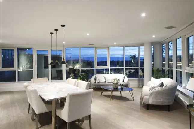 Flat for sale in Bridge House, St George Wharf, London SW8