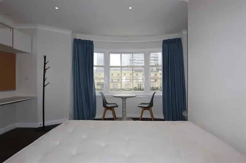 0 Bedroom Studio Flat to Rent in Brighton - Bills Included
