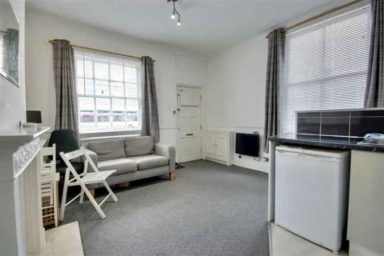 1 Bedroom Flat House to Rent
