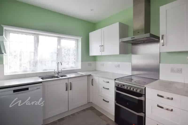 4 Bedroom Detached House to Rent in Ramsgate