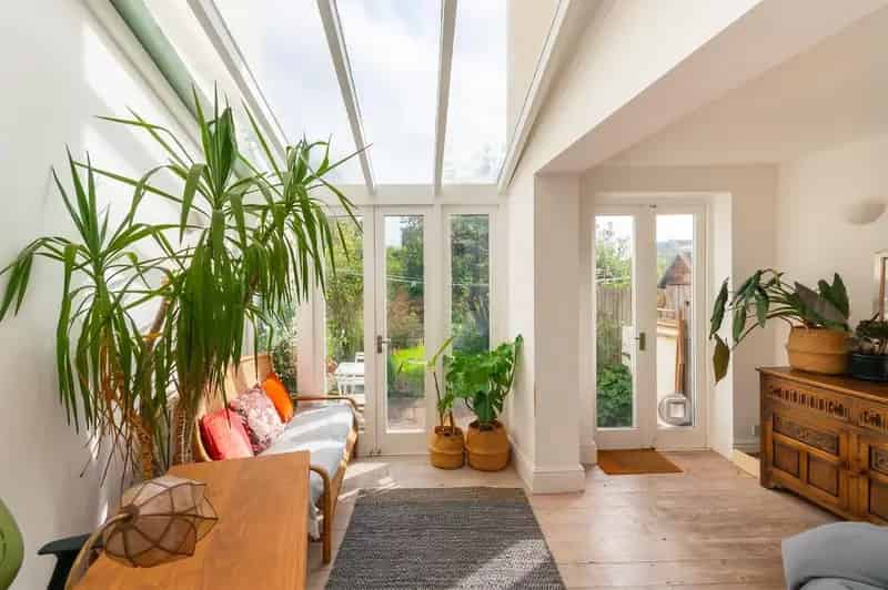 2 Bedroom Victorian Terrace House for Sale Near Victoria Park