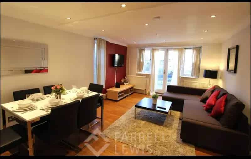 2 Bedroom Furnished Apartment near Hammersmith