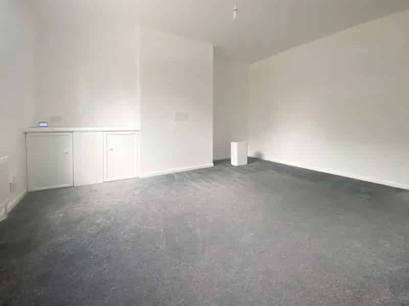 2 Bedroom Terraced House to Rent Near City Centre