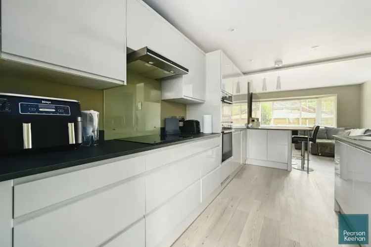 3 Bedroom Apartment House to Rent
