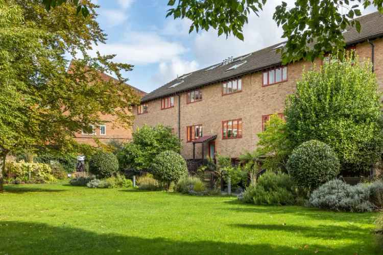 Wesley Square IV One Bedroom Apartment London W11